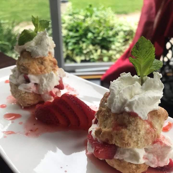 strawberry shortcake sliders