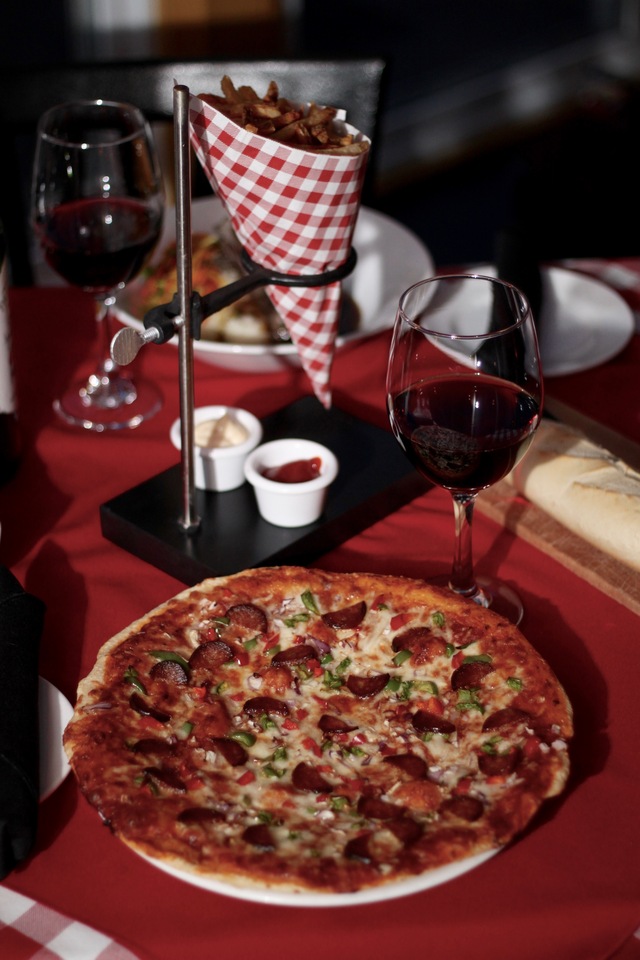 Pizza & Wine frites